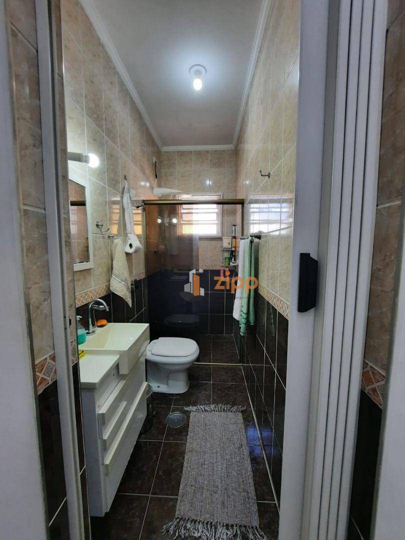 Sobrado à venda com 3 quartos, 200m² - Foto 30