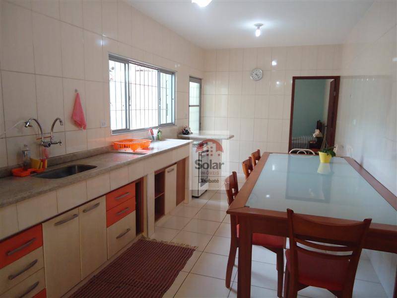 Casa, 4 quartos, 239 m² - Foto 9