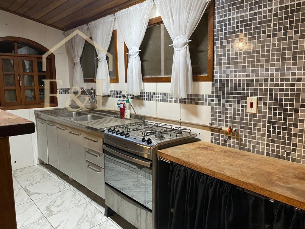 Casa, 4 quartos, 215 m² - Foto 3