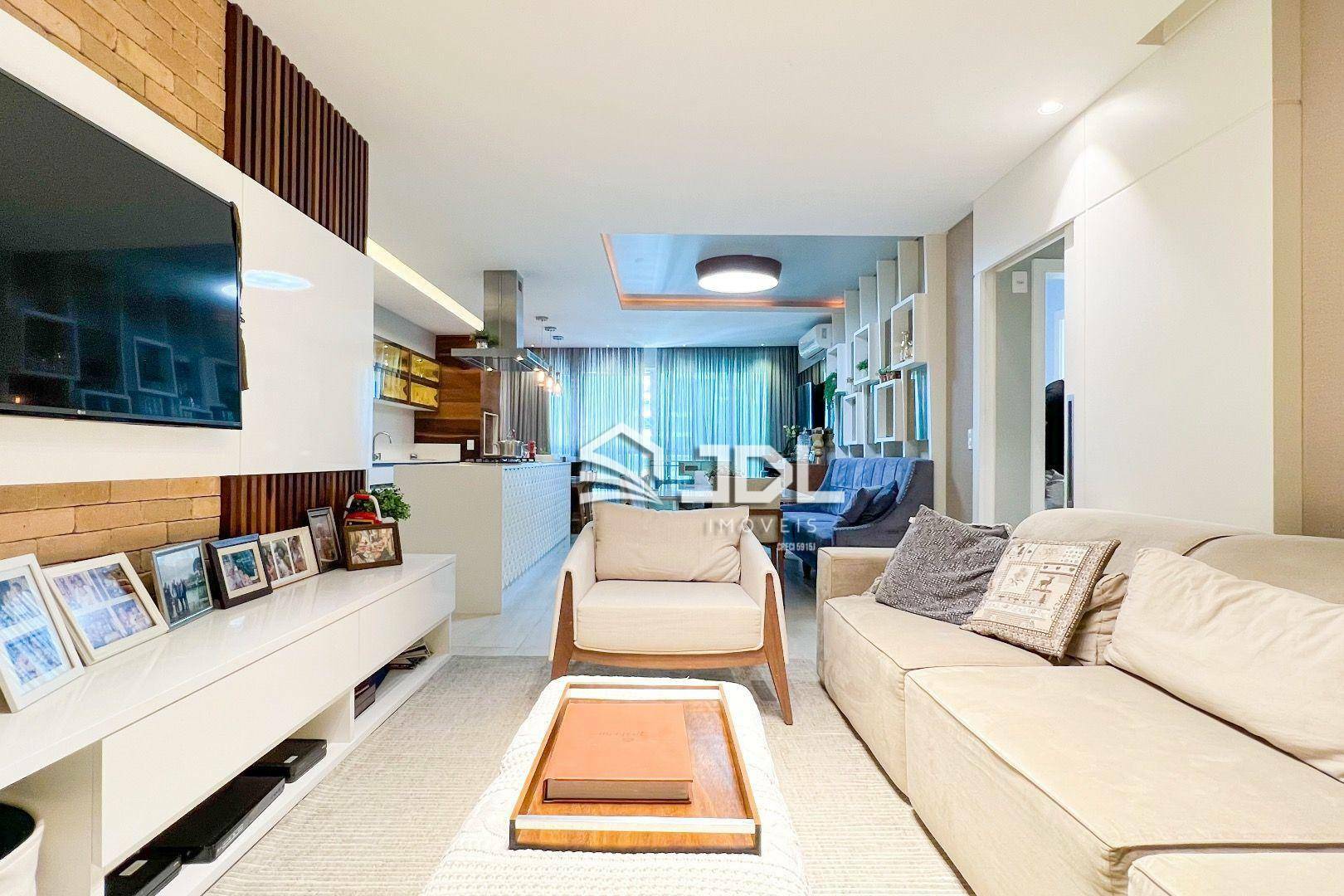 Apartamento, 3 quartos, 136 m² - Foto 1