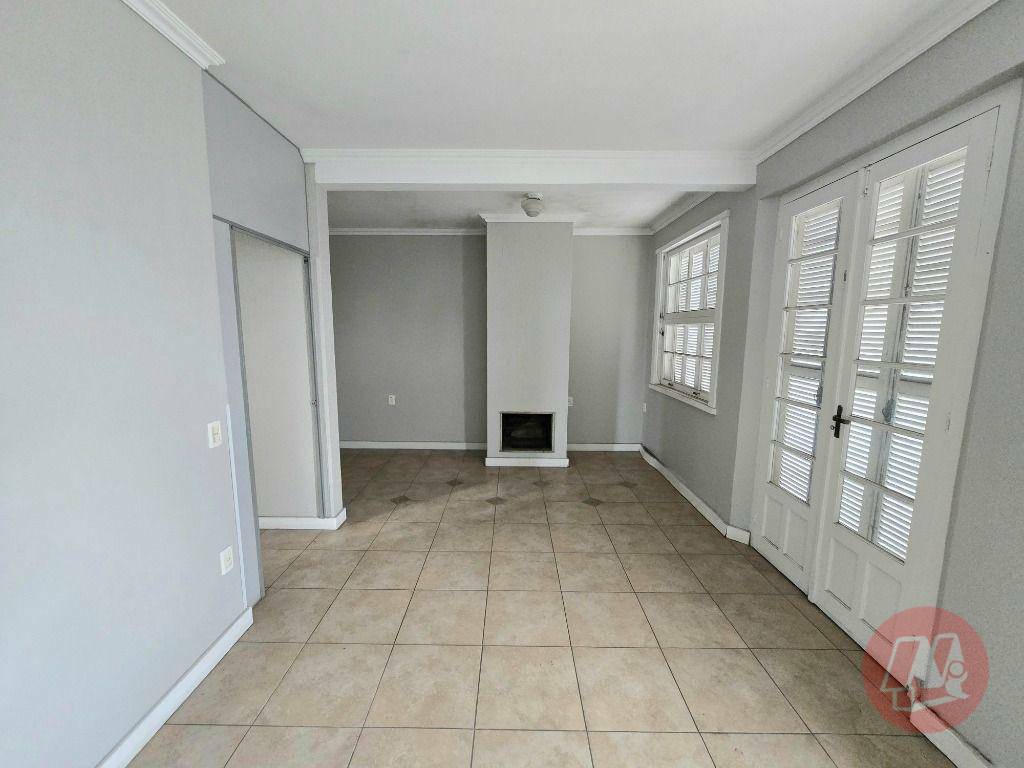 Apartamento para alugar com 3 quartos, 100m² - Foto 2