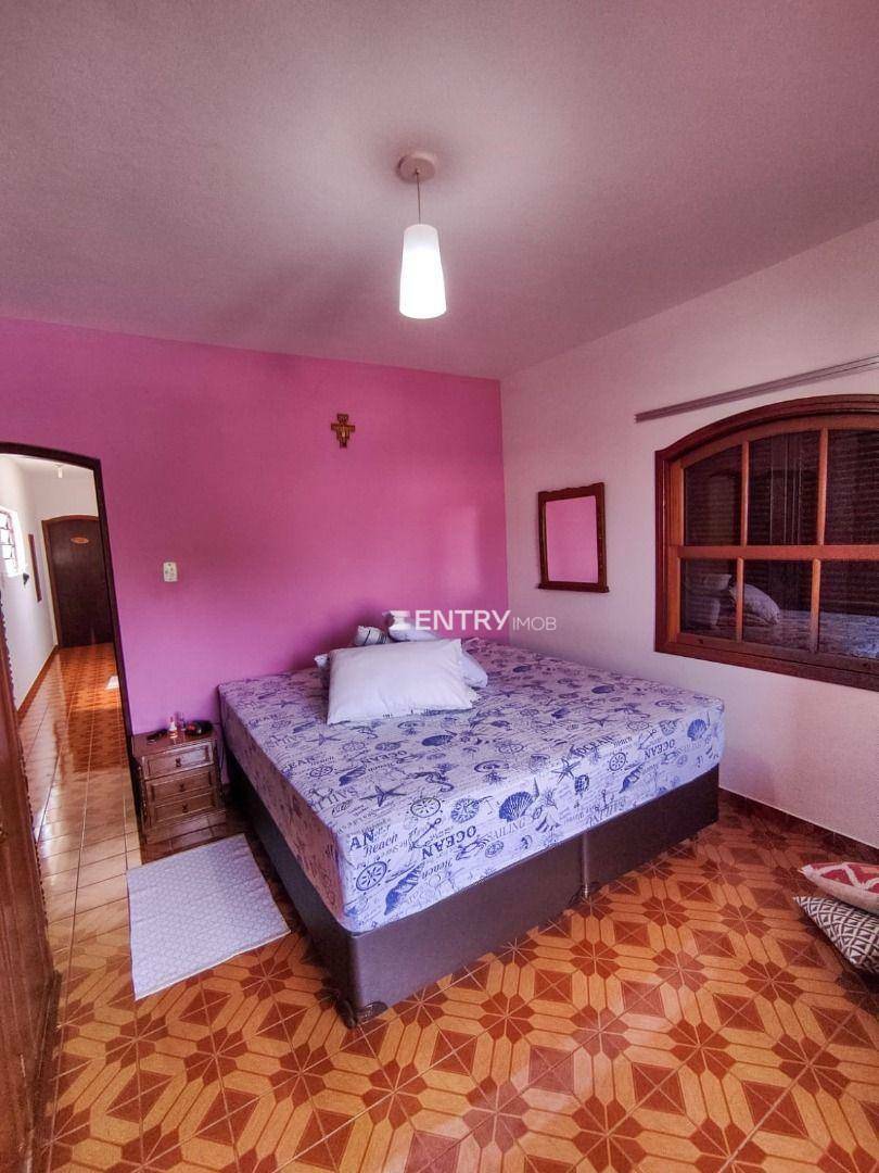 Casa à venda com 3 quartos, 230m² - Foto 22