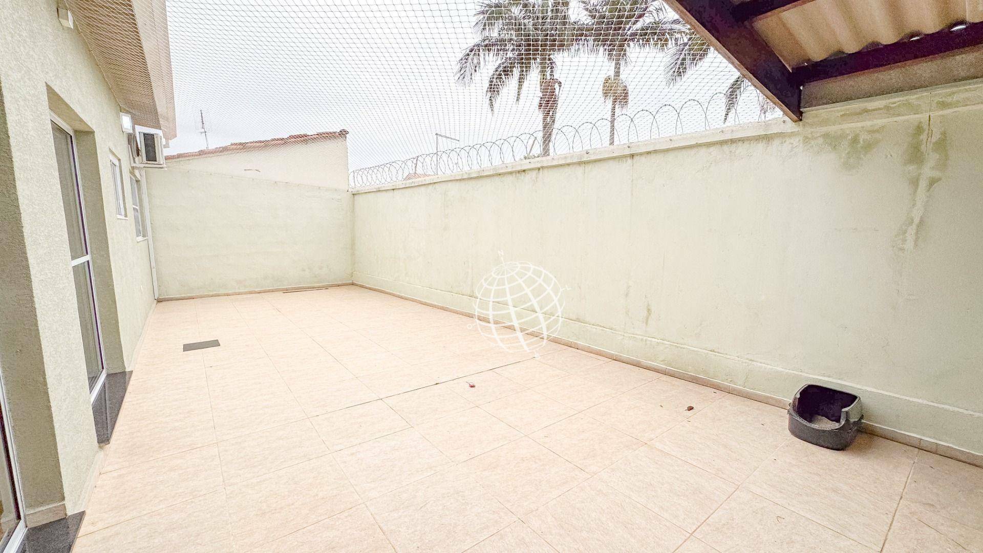 Casa à venda com 5 quartos, 320m² - Foto 27