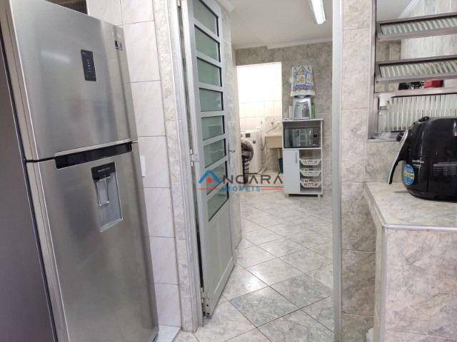 Sobrado à venda com 2 quartos, 120m² - Foto 17