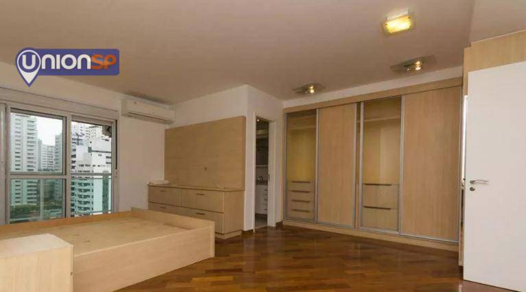 Apartamento à venda com 3 quartos, 213m² - Foto 5