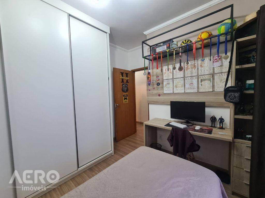 Casa à venda com 3 quartos, 162m² - Foto 33