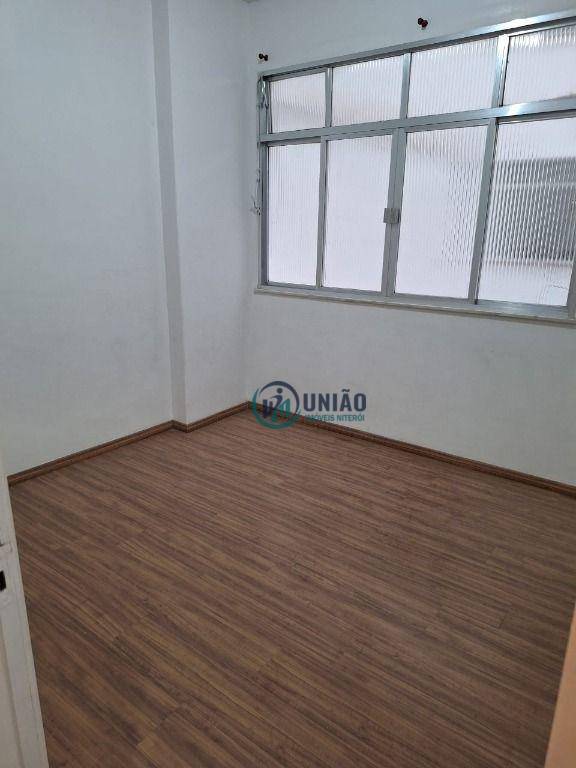 Apartamento à venda com 1 quarto, 50m² - Foto 1