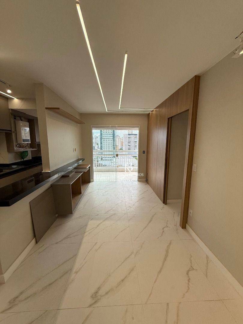 Apartamento para alugar com 3 quartos, 78m² - Foto 2