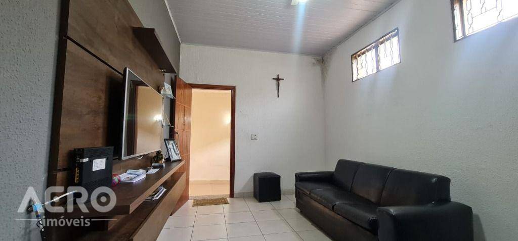 Casa à venda com 4 quartos, 150m² - Foto 8