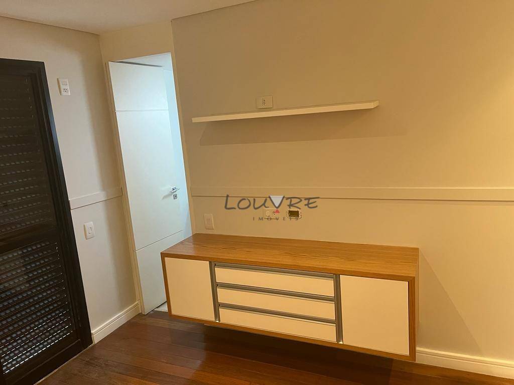 Apartamento à venda com 3 quartos, 192m² - Foto 21