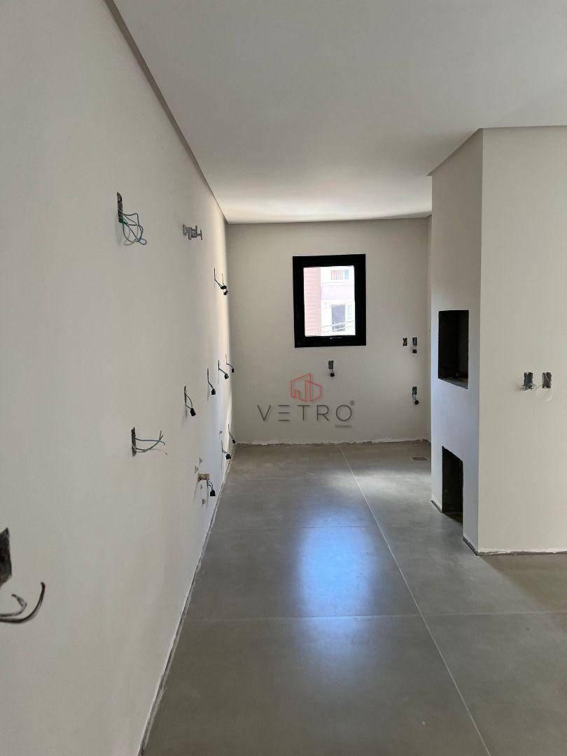 Apartamento à venda com 2 quartos, 105m² - Foto 4