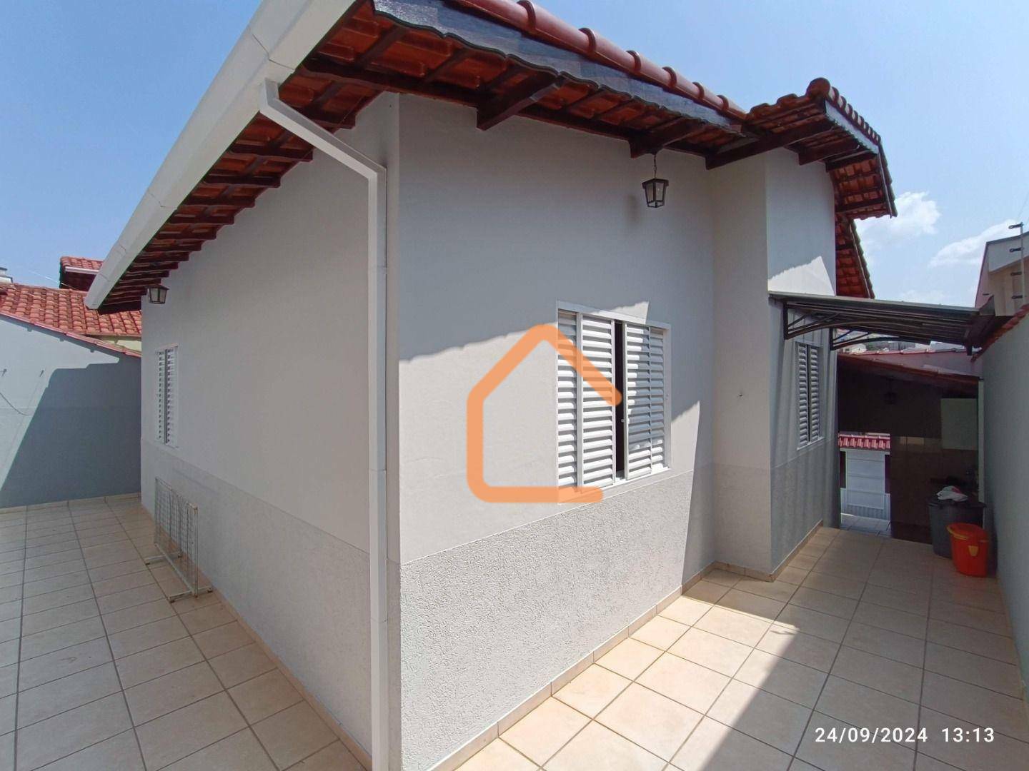 Casa à venda com 3 quartos, 123m² - Foto 26