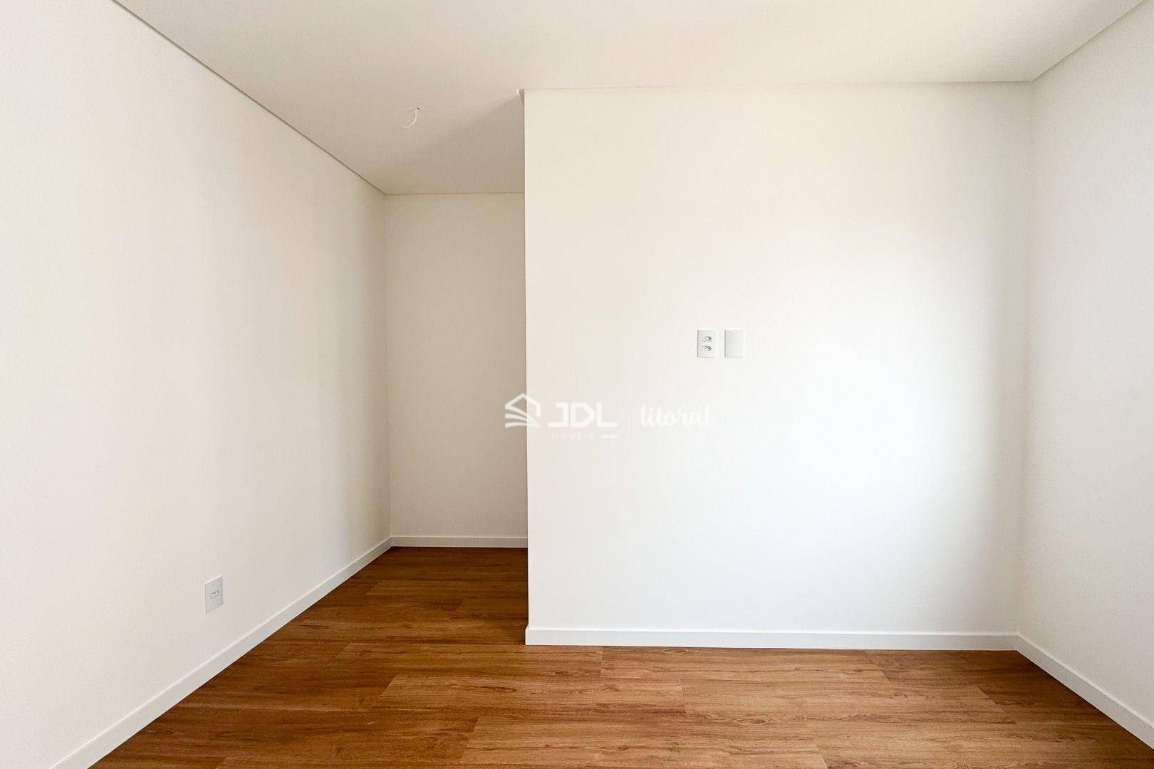 Apartamento à venda com 3 quartos, 130m² - Foto 19