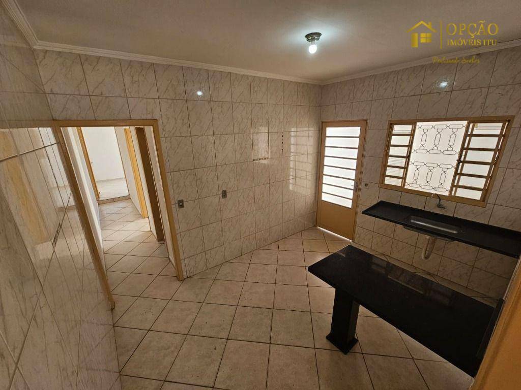 Casa à venda com 2 quartos, 100m² - Foto 4