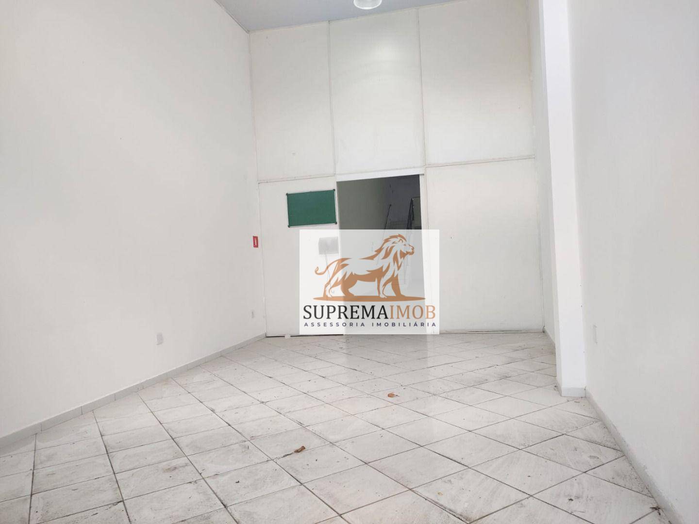 Depósito-Galpão-Armazém à venda e aluguel, 190m² - Foto 12