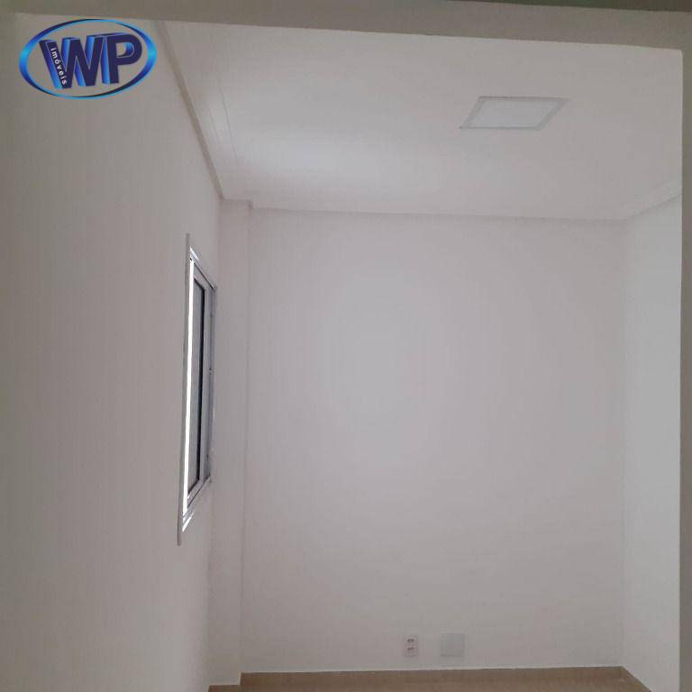 Apartamento à venda com 2 quartos, 45m² - Foto 11