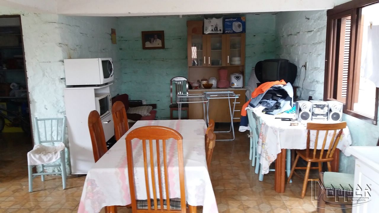 Casa à venda com 3 quartos, 101m² - Foto 14