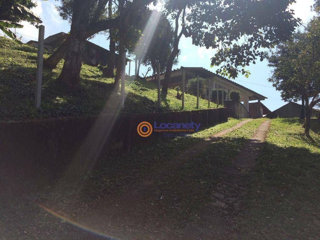 Chácara, 3 quartos, 3121 m² - Foto 1