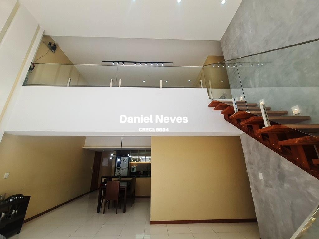 Cobertura à venda com 4 quartos, 240m² - Foto 4