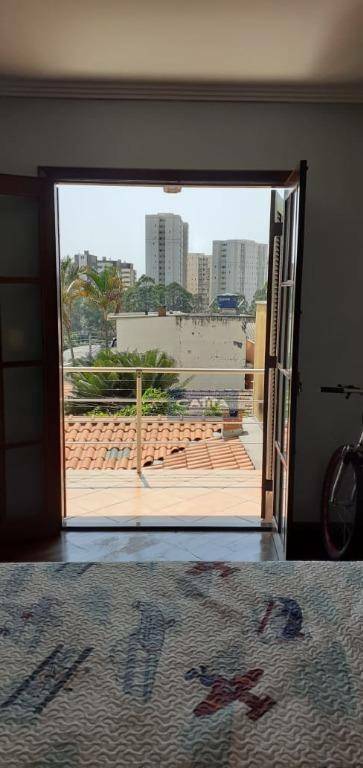 Sobrado à venda com 4 quartos, 300m² - Foto 90