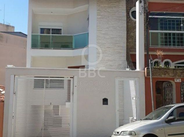 Sobrado à venda com 3 quartos, 220m² - Foto 1