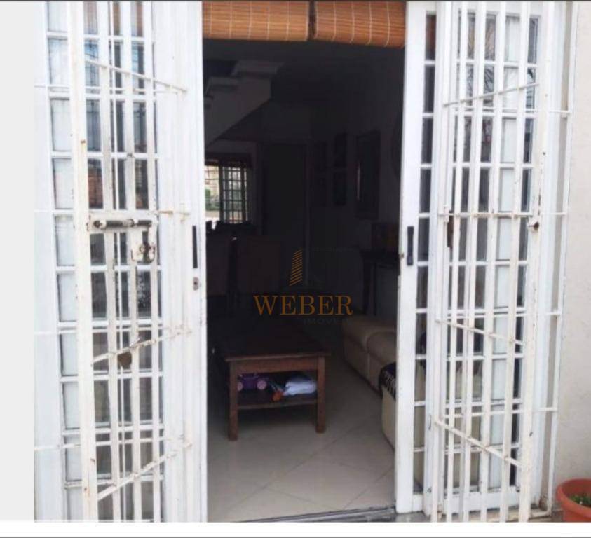 Sobrado à venda com 2 quartos, 120m² - Foto 4