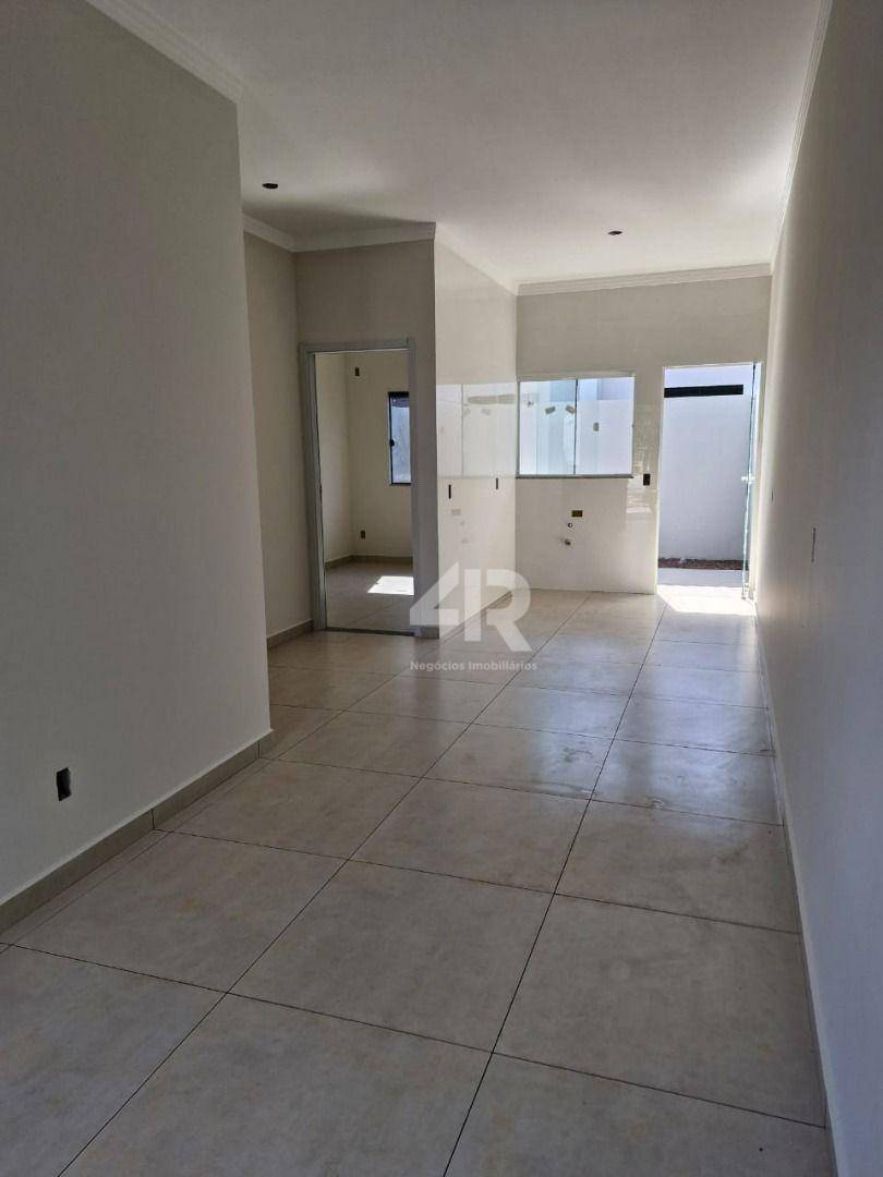 Casa à venda com 2 quartos, 52m² - Foto 16