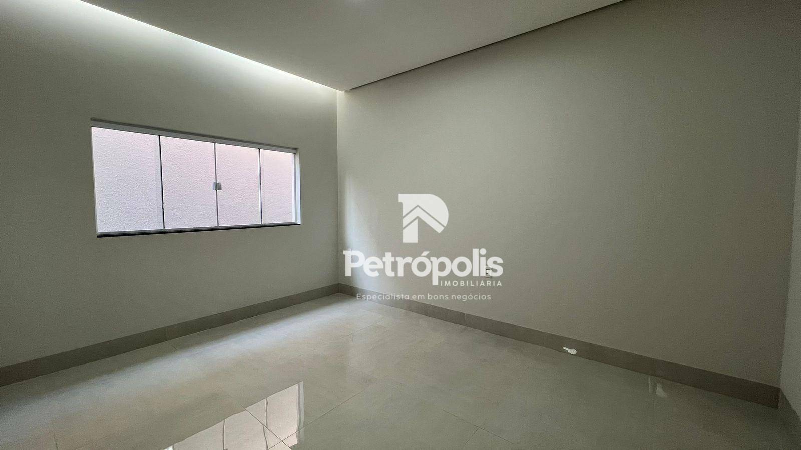 Casa à venda com 3 quartos, 205m² - Foto 7