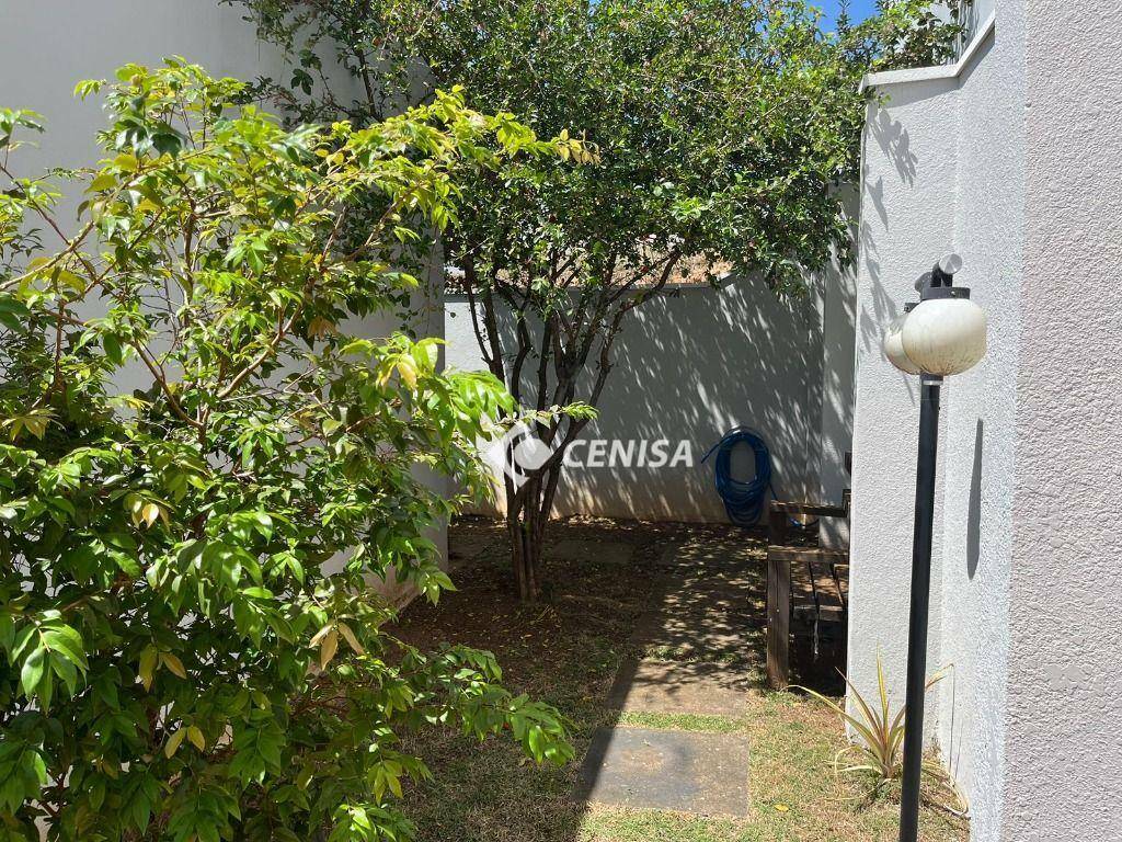 Casa de Condomínio à venda com 3 quartos, 220m² - Foto 15