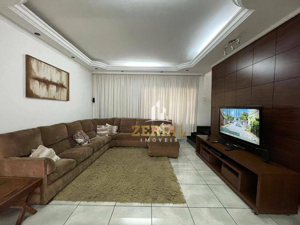 Sobrado à venda com 3 quartos, 293m² - Foto 1