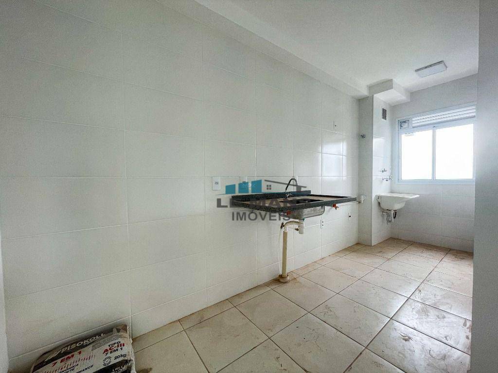 Apartamento à venda com 2 quartos, 57m² - Foto 4