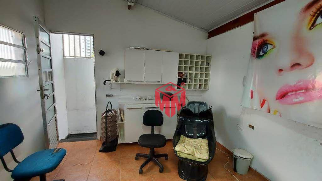 Casa à venda com 3 quartos, 250m² - Foto 19