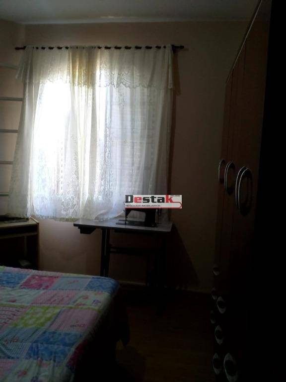 Apartamento à venda com 2 quartos, 70m² - Foto 20