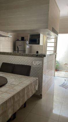 Casa à venda com 2 quartos, 150m² - Foto 16