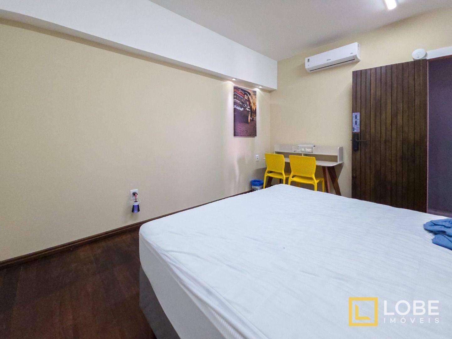 Casa à venda com 3 quartos, 90m² - Foto 10