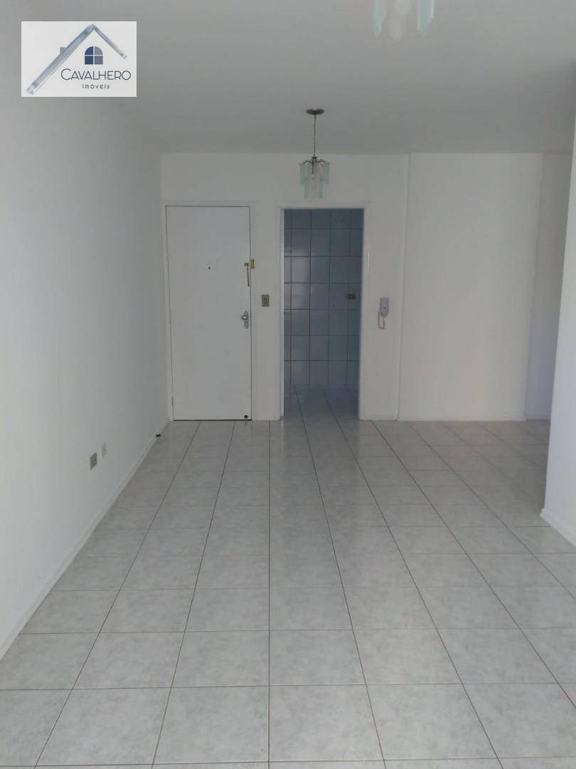 Apartamento à venda com 2 quartos, 69m² - Foto 11