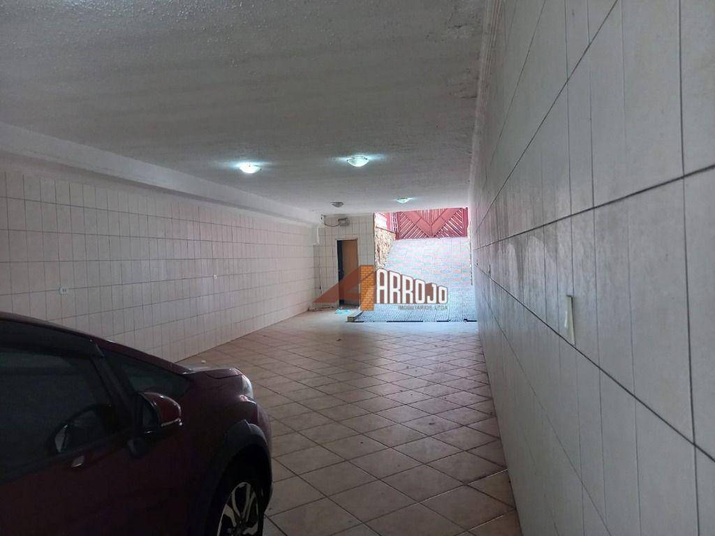 Sobrado à venda com 4 quartos, 228m² - Foto 13