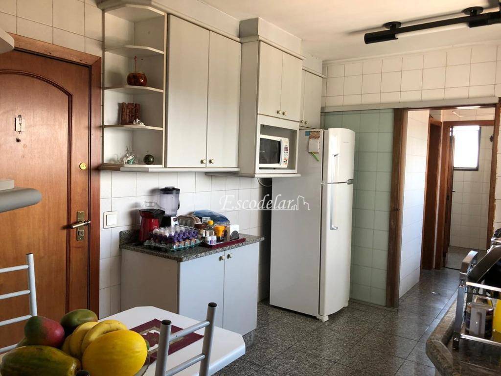 Apartamento à venda com 3 quartos, 125m² - Foto 6