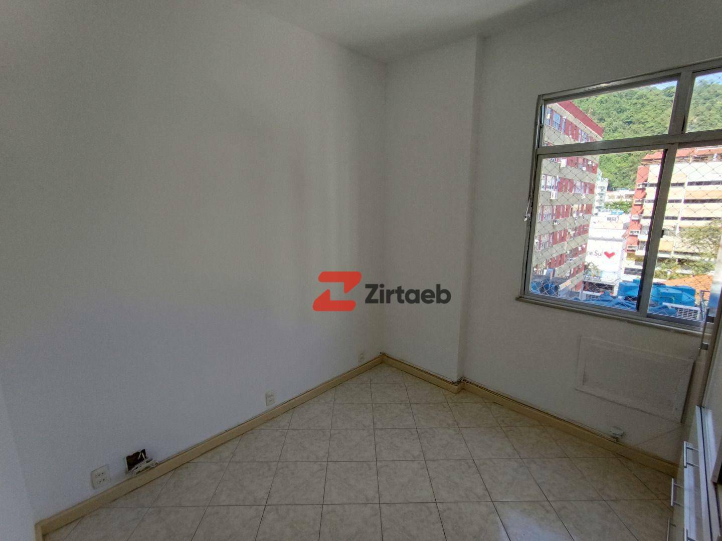 Apartamento para alugar com 3 quartos, 90m² - Foto 19