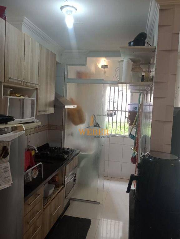 Apartamento à venda com 2 quartos, 47m² - Foto 4