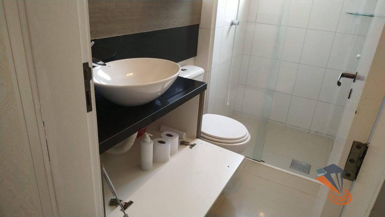 Apartamento à venda com 2 quartos, 75m² - Foto 21