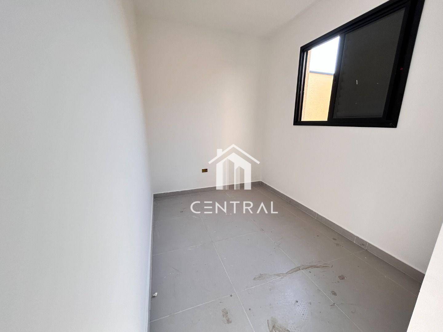 Apartamento à venda com 2 quartos, 39m² - Foto 4