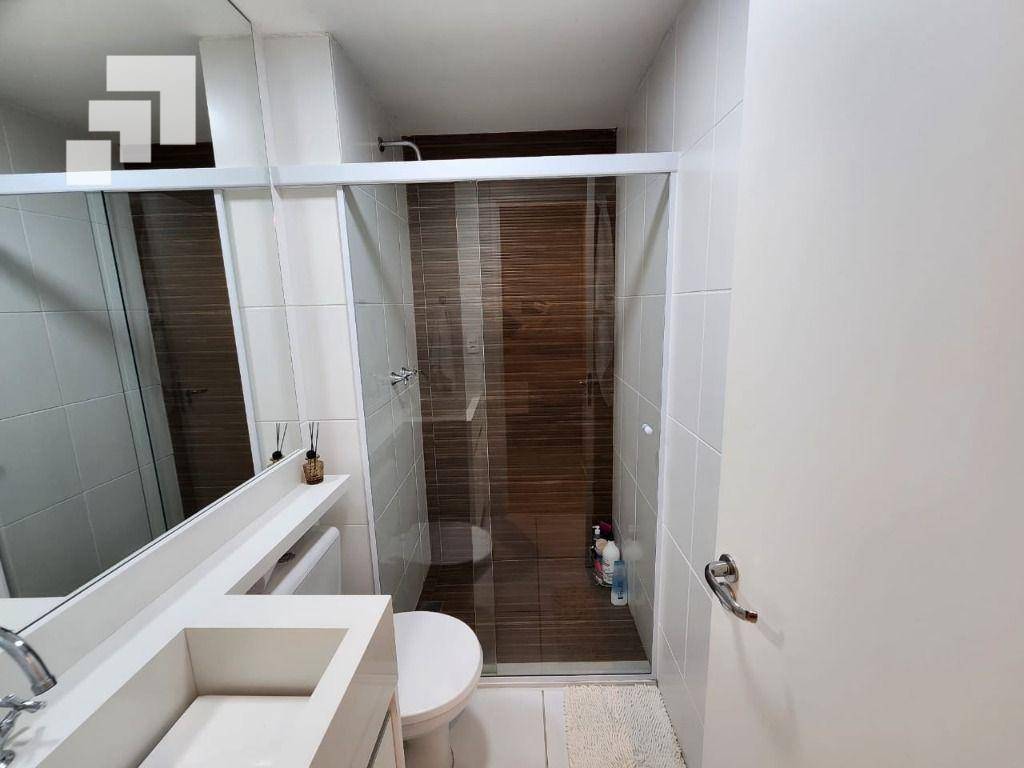 Apartamento à venda com 2 quartos, 56m² - Foto 13