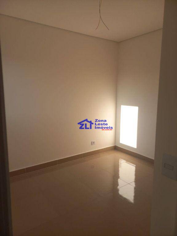 Apartamento à venda com 2 quartos, 40m² - Foto 13