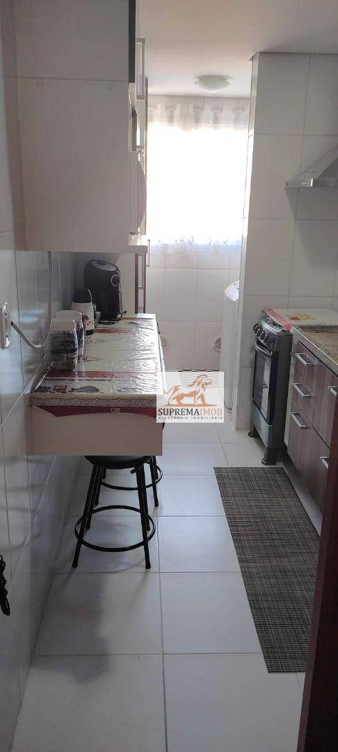 Apartamento à venda com 2 quartos, 70m² - Foto 9