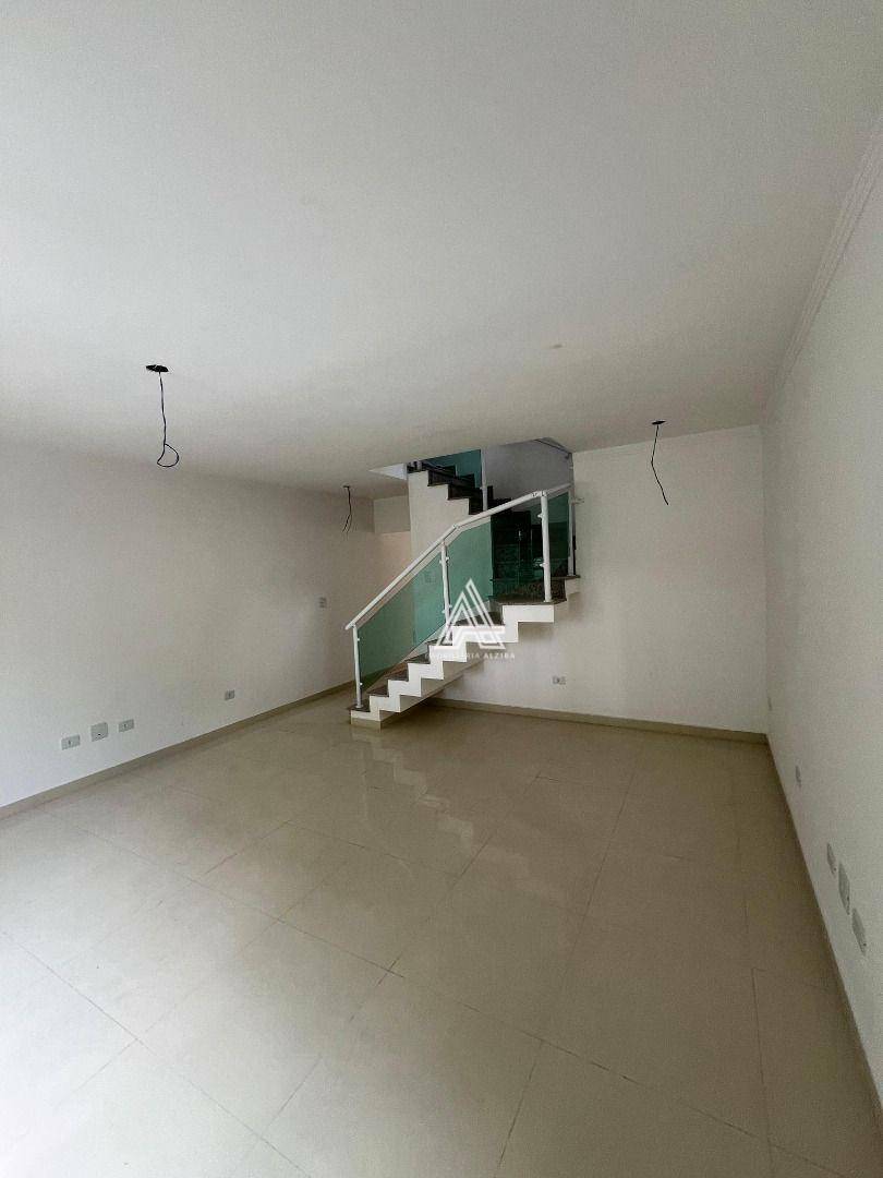 Sobrado à venda com 3 quartos, 215m² - Foto 32