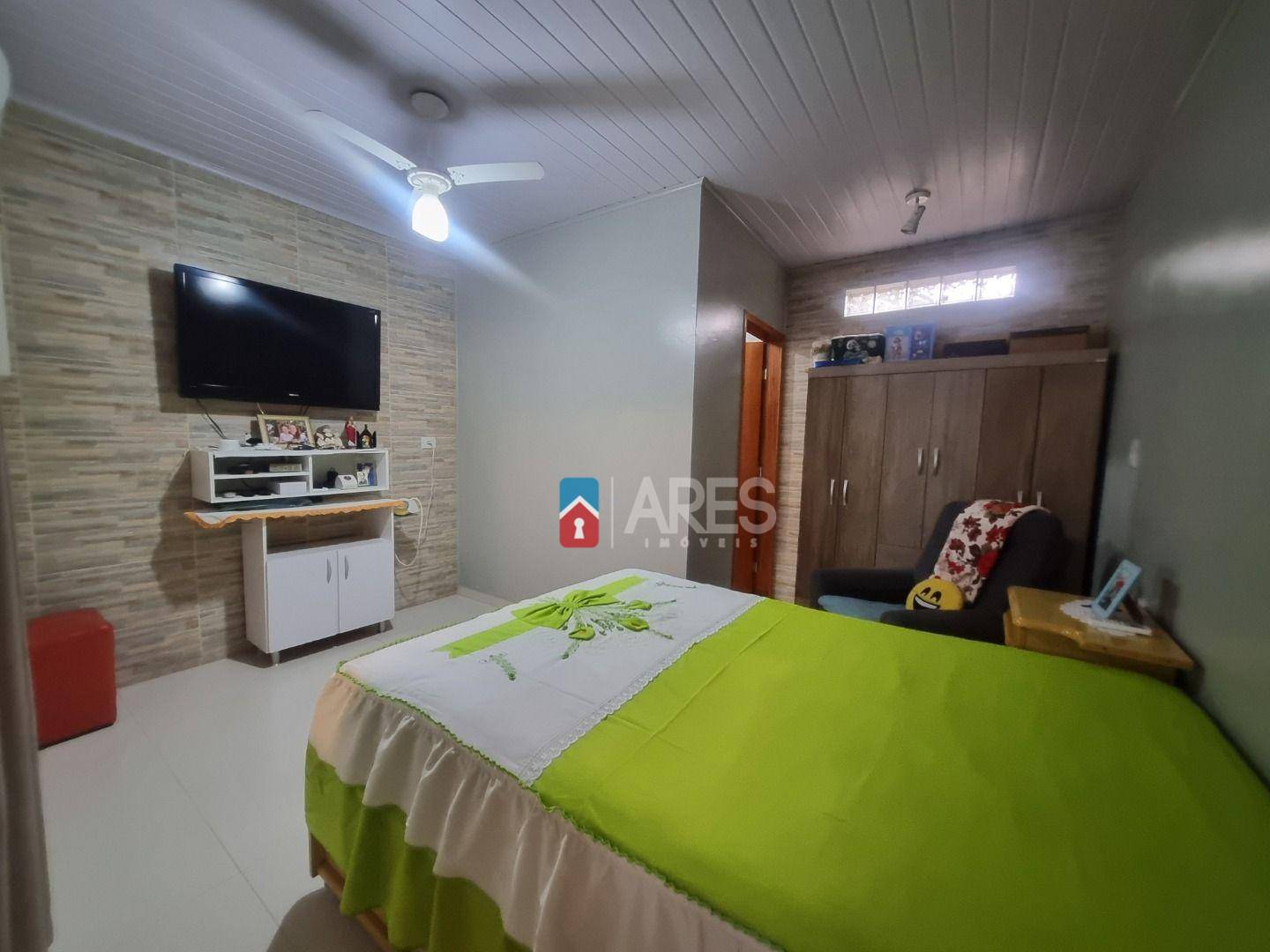 Chácara à venda com 4 quartos, 297m² - Foto 15