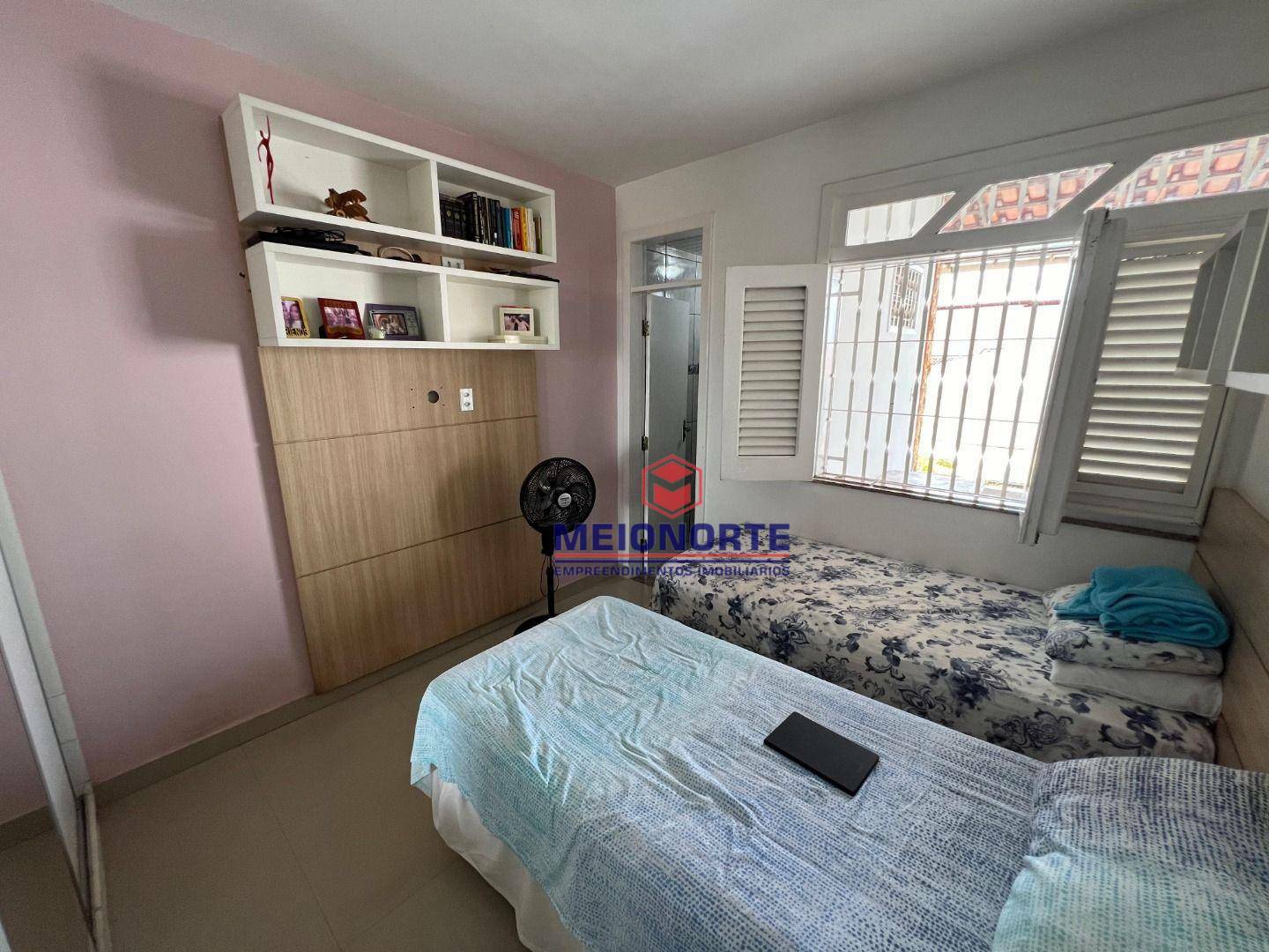 Casa à venda com 4 quartos, 500m² - Foto 11