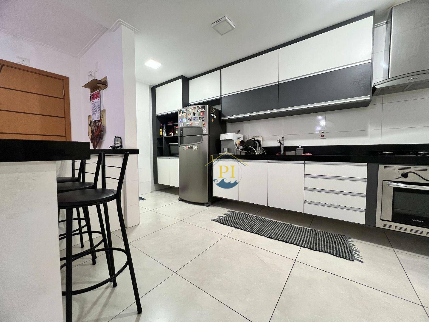 Apartamento à venda com 2 quartos, 92m² - Foto 4