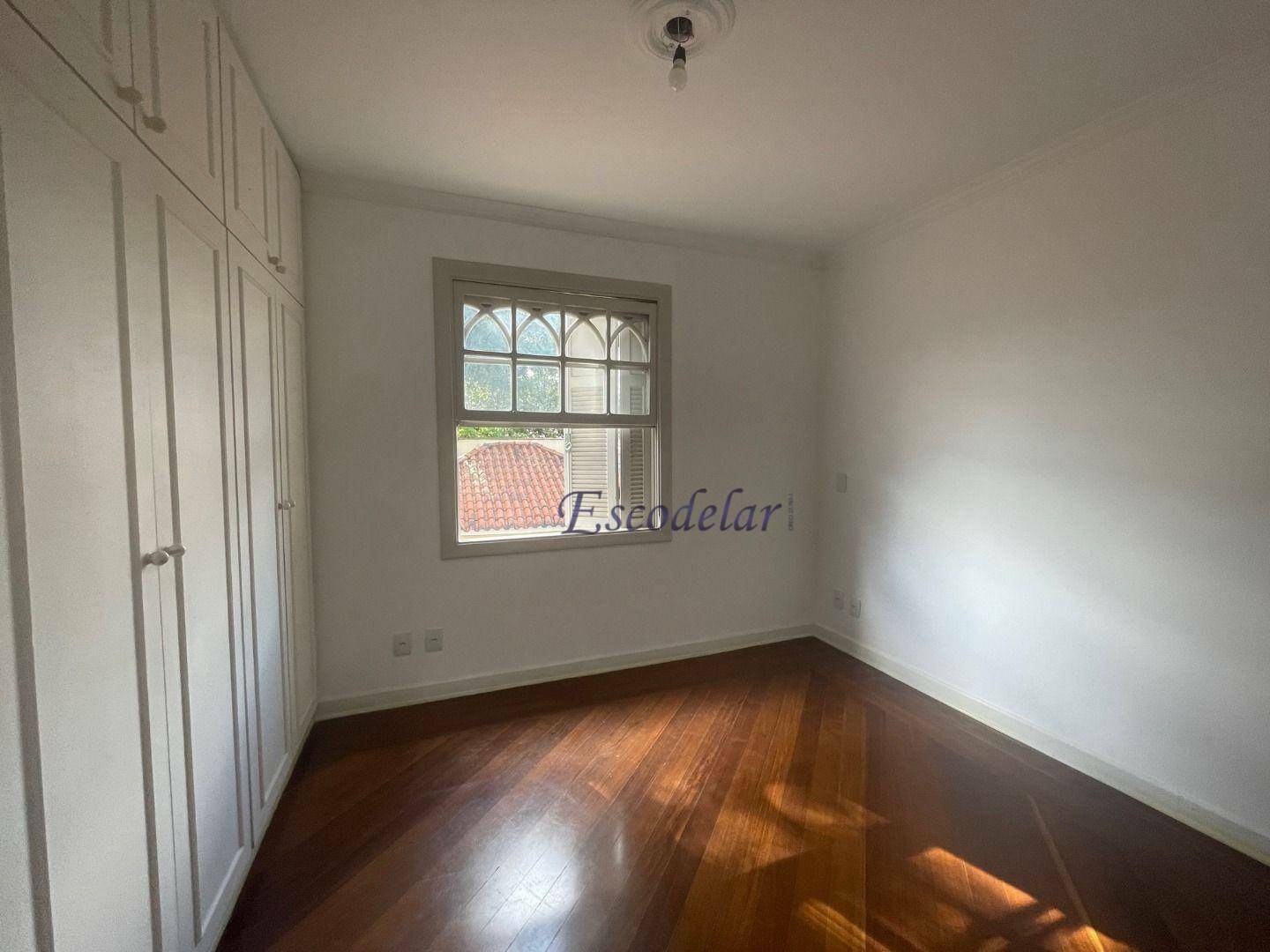 Casa para alugar com 4 quartos, 260m² - Foto 23